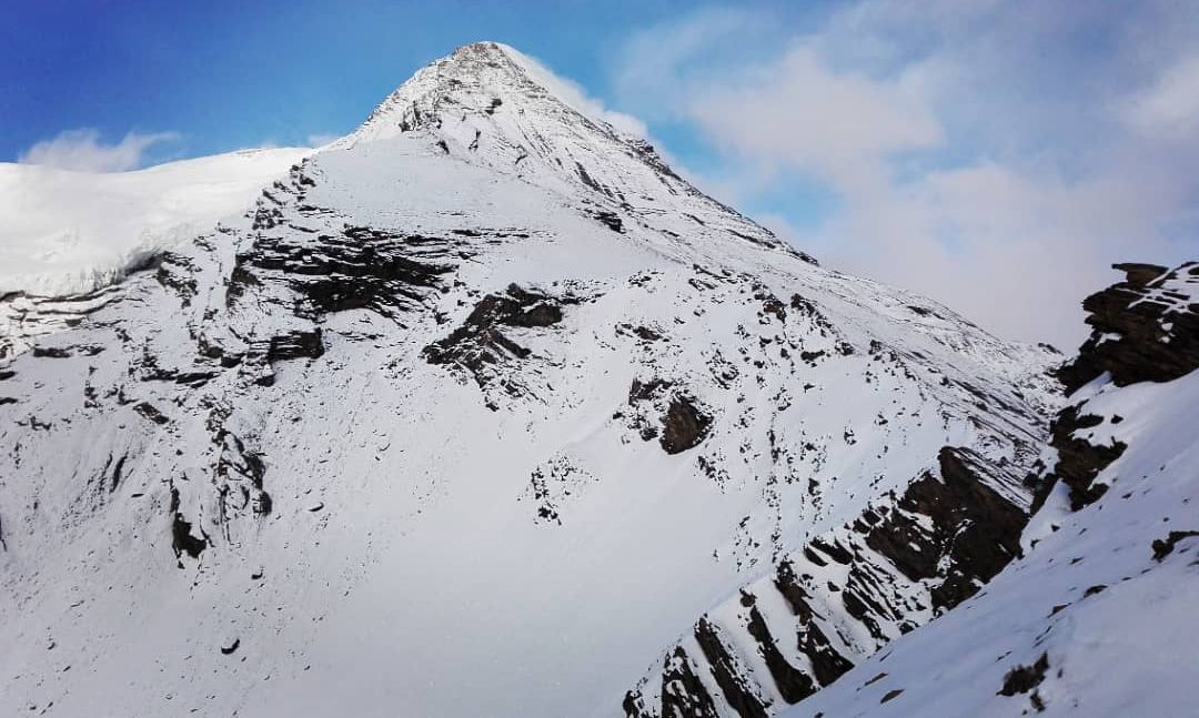 Pisang Peak