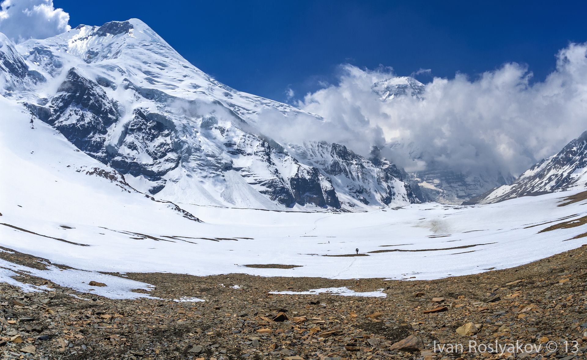 Tukuche Peak on ascent to French Pass