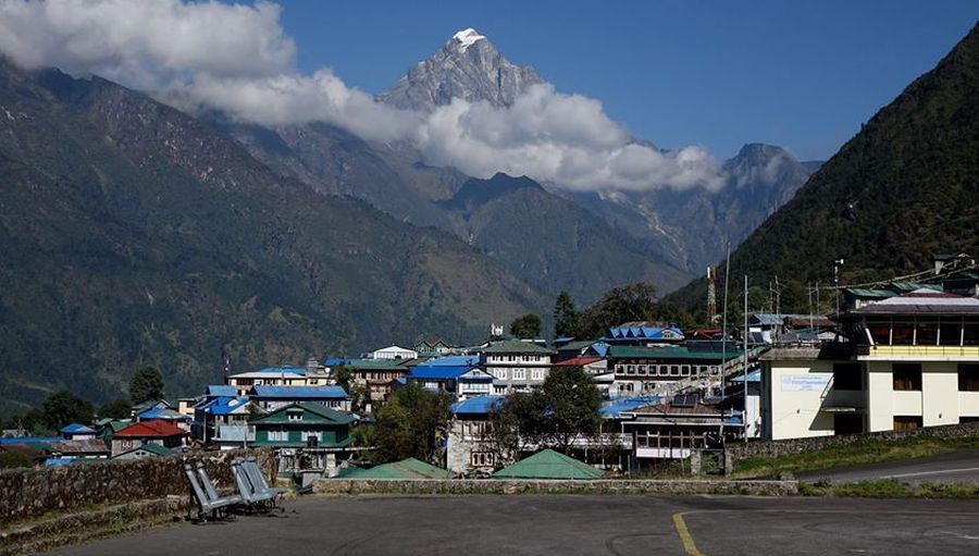 Lukla and Mount Kwande Ri