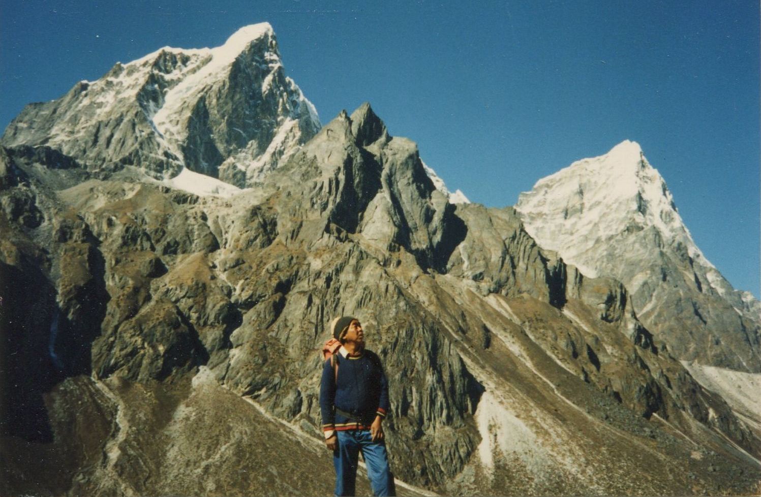 Mount Taboche ( 6542m ) and  Mount Cholatse on route to Everest Base Camp