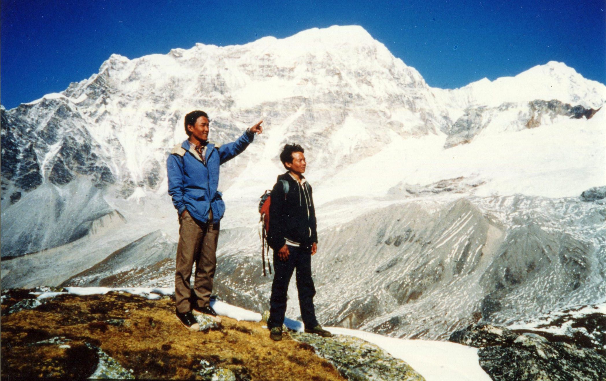 Langtang Lirung and Kimshung from Tsergo Ri ( c5000m )