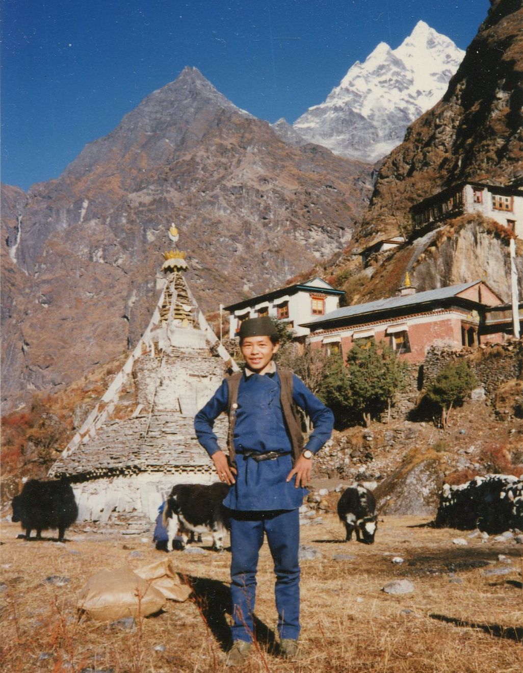 Beding Village beneath Mt.Gauri Shankar