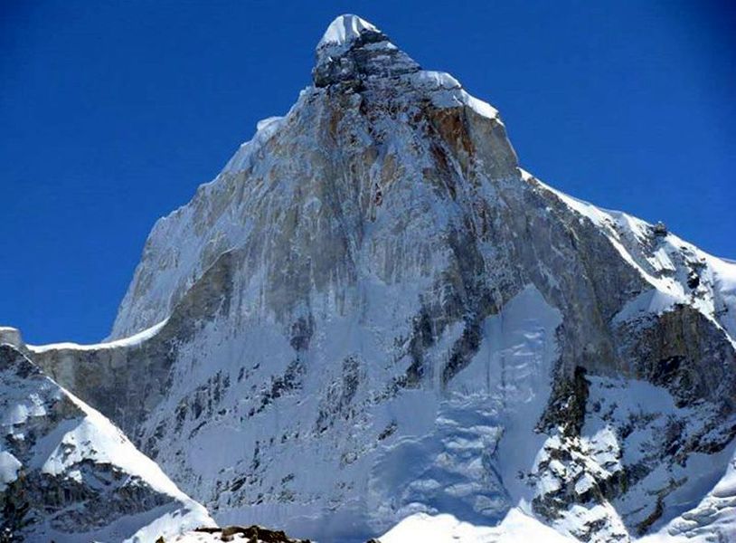 Thalay Sagar ( 6904m )