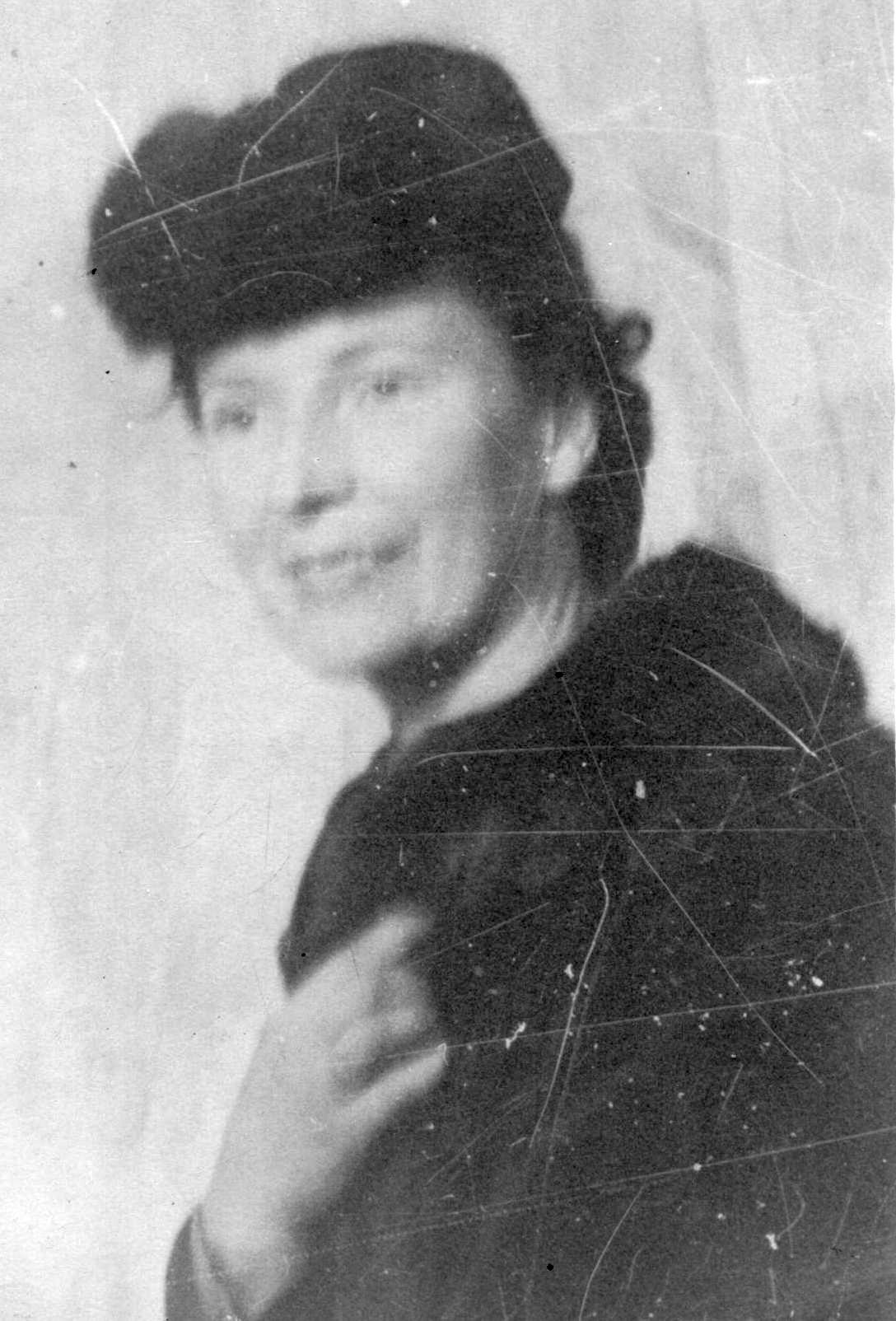 Margaret ( Peggy ) Isabella Ingram