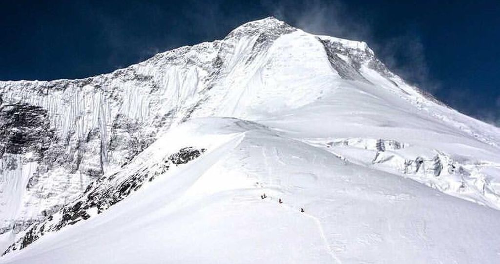 Ascent route on Mount Dhaulagiri