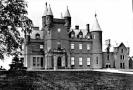 Buchanan_castle_bw.jpg