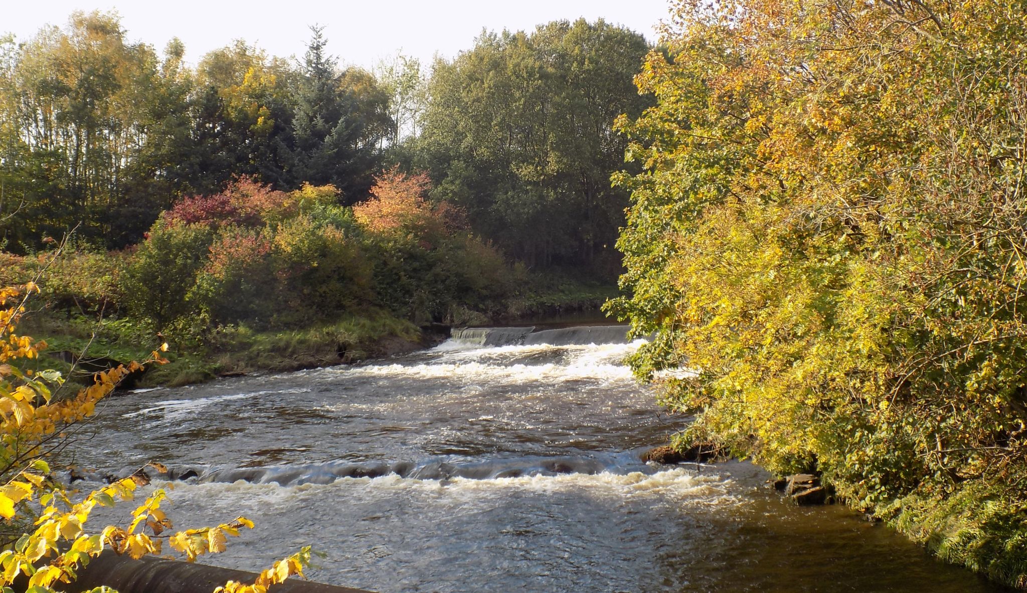 Weir on River Garnock at Kilwinning