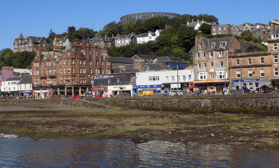 McCaig's Folly ( Tower ) above Oban