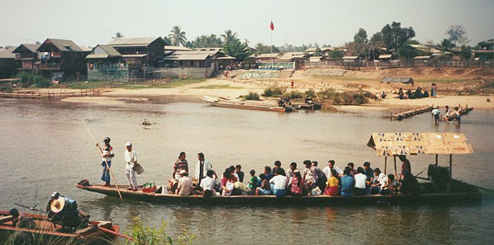 Moie River border with Burma