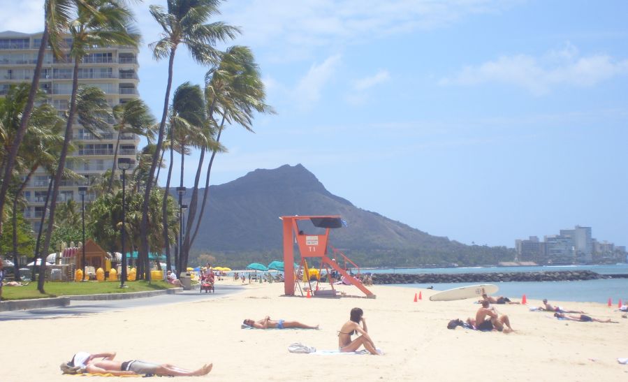 Diamond Head from beach at Waikiki